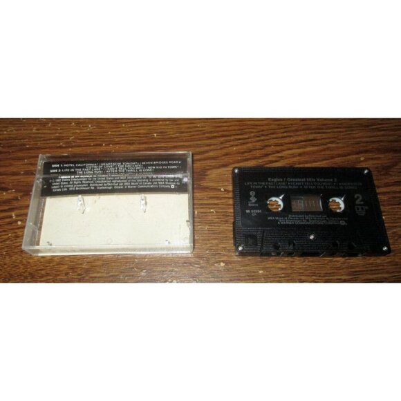 Eagles - Greatest Hits Volume 2 on cassette (WEA Music Canada, 1982) - Picture 2 of 2